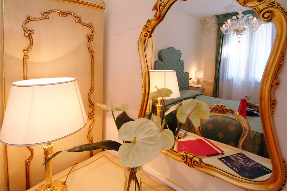 Ca' Vendramin Zago Hotel Venice Exterior photo
